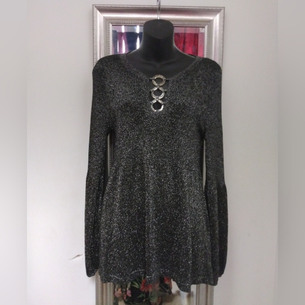 Womens August silk black/silver sparkly sweater size L.